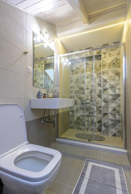 Ferienwohnung Contemporary Attic Preveza Exterior foto
